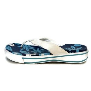 Calico Sport white and blue flip flops size 10